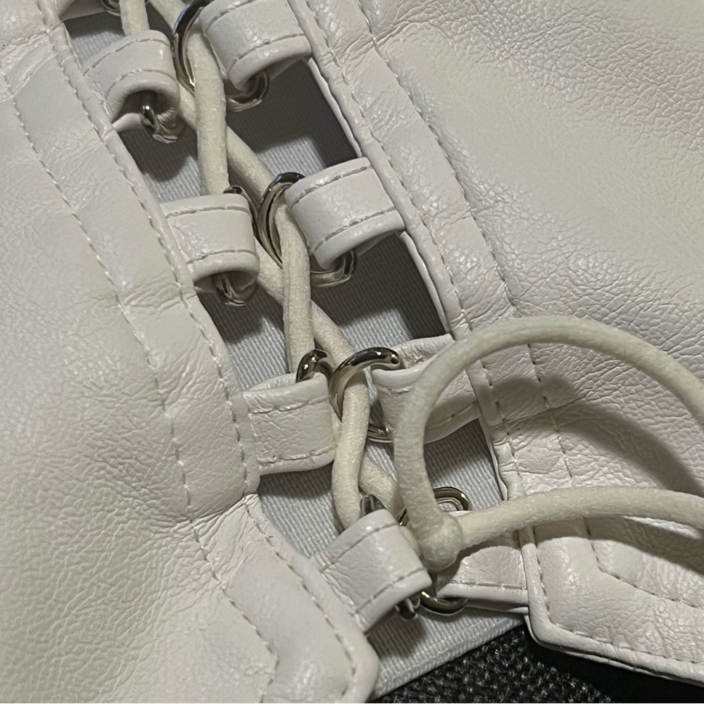 I.AM.GIA Vixra white faux leather corset top backless halter top size M - Picture 6 of 13